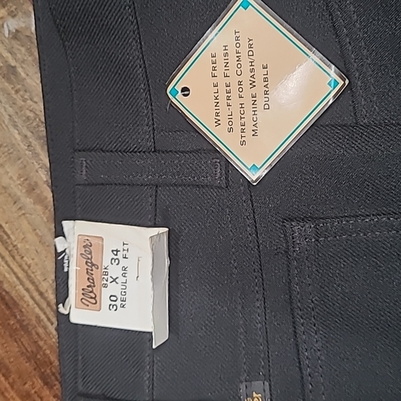Wrangler Pants 28x32 - Picture 2 of 3